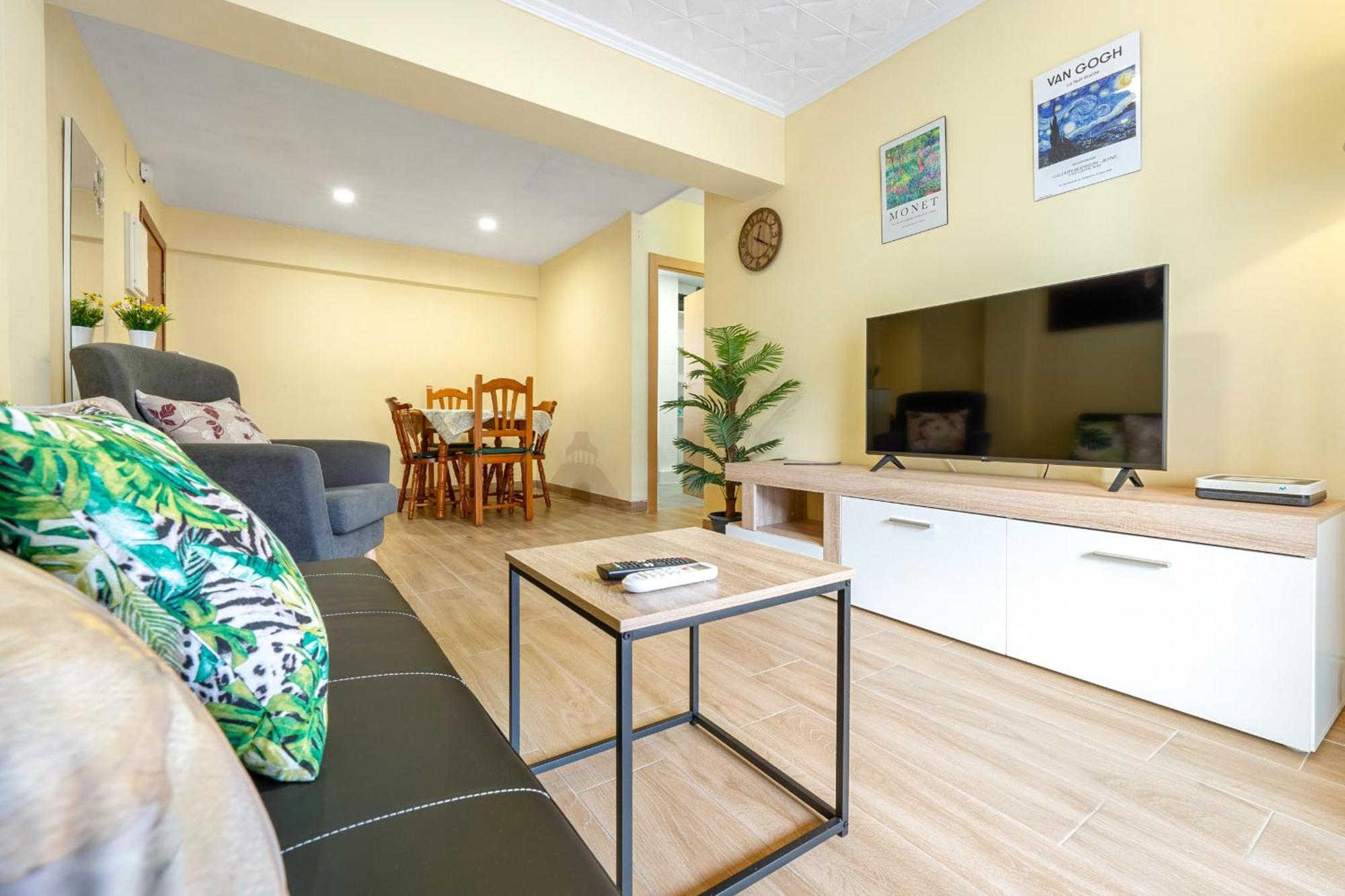 Hauzify I Apartament Van Gogh Салоу Екстериор снимка